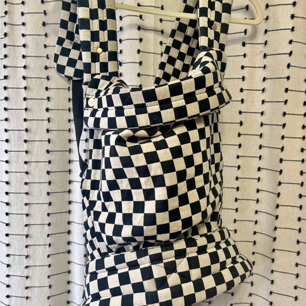 Mabe - The Monarch Carrier - Ebony Check